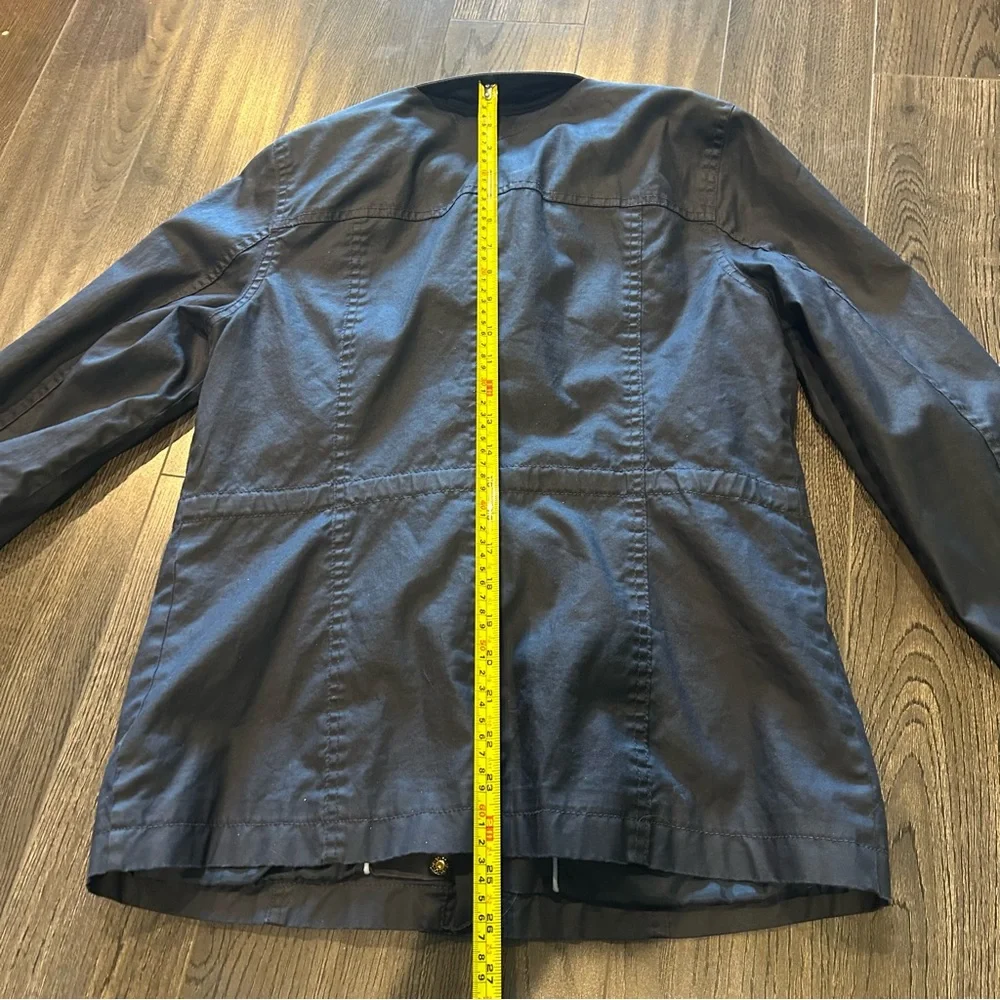 Tommy Hilfiger Navy Blue Utility Jacket with Structured Fit - Picture 9 of 9
